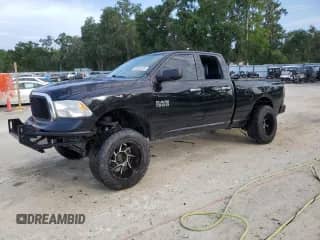 2013 Ram 1500 Big Horn z VIN 1C6RR7GT7DS520607, wystawiony jako Copart lot #60553525 z przebiegiem 235 325 mil mil oraz Szkoda całkowita • Salvage title. Historia ofert i sprzedaży dostępna na DreamBid. Obrazek 1.