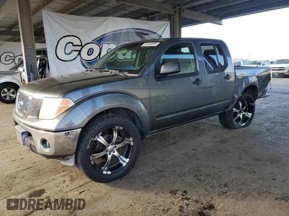 2006 Nissan Frontier SE с VIN 1N6AD07U86C403522, выставлен на аукционе Copart как лот 81408395 с пробегом 124 584 миль миль и Списание • Salvage title. История ставок и продаж доступна на DreamBid. Изображение 1.