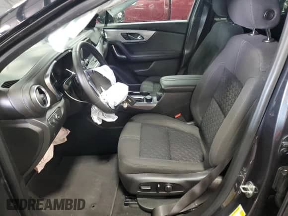 2021 Chevrolet Blazer LT z VIN 3GNKBBRAXMS529665, wystawiony jako Copart lot #66472495 z przebiegiem 43 735 mil mil oraz Szkoda całkowita • Salvage title. Historia ofert i sprzedaży dostępna na DreamBid. Obrazek 7.