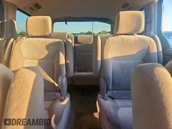 2008 Toyota Sienna LE с VIN 5TDZK23C68S159035, выставлен на аукционе Copart как лот 85087395 с пробегом 302 483 миль миль и Списание • Salvage title. История ставок и продаж доступна на DreamBid. Изображение 10.