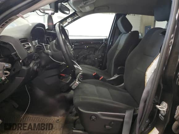 2022 Dodge Durango Pursuit z VIN 1C4RDJFGXNC137040, wystawiony jako Copart lot #82177315 z przebiegiem 14 928 mil mil oraz Czysty tytuł • Clean title. Historia ofert i sprzedaży dostępna na DreamBid. Obrazek 7.