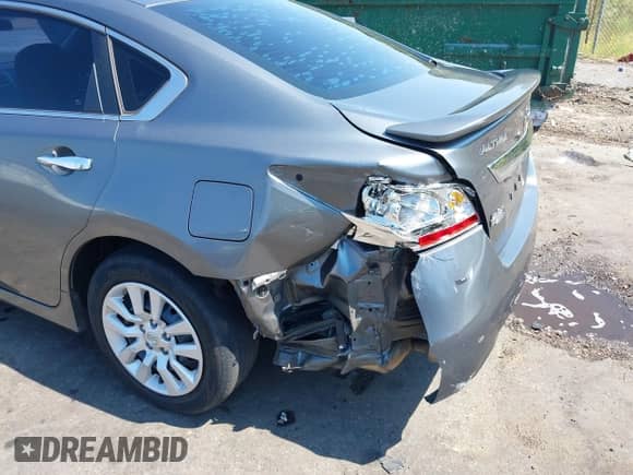 2015 Nissan Altima SL with VIN 1N4AL3AP5FN881871, listed as a IAAI auction lot 43161855 with 348,794 mi miles and . Bid and sale history available at DreamBid. Image 6.