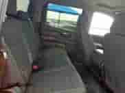 2025 Chevrolet Silverado 1500 Custom Trail Boss z VIN 3GCPKCEK7SG111776, wystawiony jako Copart lot #68063535 z przebiegiem 23 013 mil mil oraz Czysty tytuł • Clean title. Historia ofert i sprzedaży dostępna na DreamBid. Obrazek 10.