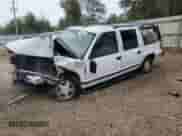1998 Chevrolet Suburban with VIN 3GNEC16R0WG132048, listed as a Copart auction lot 83964894 with 176,524 mi miles and Non repairable. Bid and sale history available at DreamBid. Image 1.