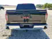 2018 GMC Sierra 1500 SLT z VIN 3GTP1NEC5JG597509, wystawiony jako Copart lot #84467555 z przebiegiem 123 989 mil mil oraz Szkoda całkowita • Salvage title. Historia ofert i sprzedaży dostępna na DreamBid. Obrazek 6.