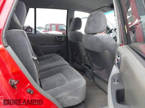 2004 Hyundai Santa Fe GLS с VIN KM8SC13D54U737192, выставлен на аукционе IAAI как лот 43079988 с пробегом 208 616 миль миль и . История ставок и продаж доступна на DreamBid. Изображение 8.