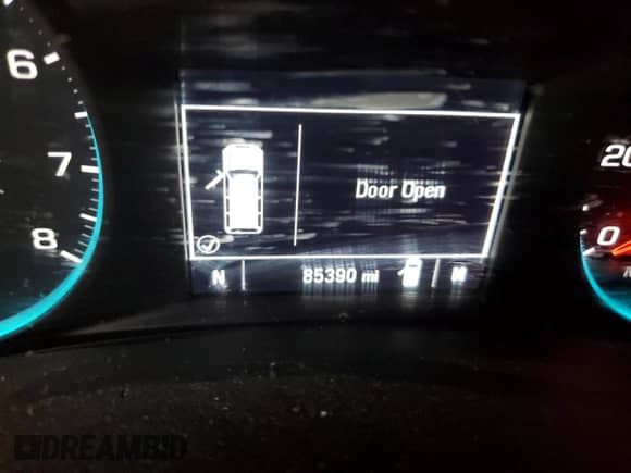 2018 Chevrolet Equinox LS с VIN 3GNAXHEV8JL396273, выставлен на аукционе Copart как лот 82496345 с пробегом 85 390 миль миль и Чистый • Clean title. История ставок и продаж доступна на DreamBid. Изображение 9.