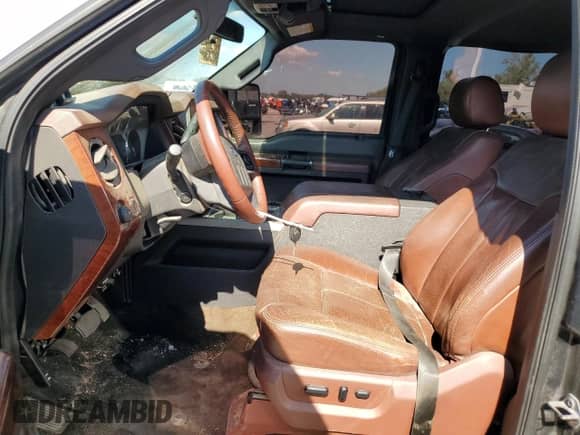 2013 Ford F-250 XL z VIN 1FT7W2BT0DEA19270, wystawiony jako Copart lot #81869115 z przebiegiem Nie podano mil oraz Szkoda całkowita • Salvage title. Historia ofert i sprzedaży dostępna na DreamBid. Obrazek 7.