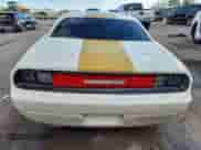 2013 Dodge Challenger SXT Plus z VIN 2C3CDYAG1DH646181, wystawiony jako Copart lot #70575735 z przebiegiem Nie podano mil oraz Czysty tytuł • Clean title. Historia ofert i sprzedaży dostępna na DreamBid. Obrazek 6.