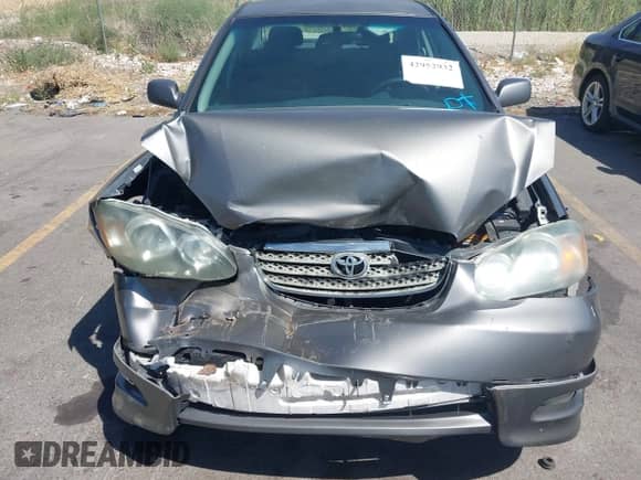 2005 Toyota Corolla CE with VIN 1NXBR30E65Z509923, listed as a IAAI auction lot 42952932 with 208,686 mi miles and . Bid and sale history available at DreamBid. Image 12.