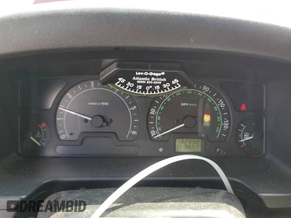 2004 Land Rover Discovery SE with VIN SALTW19444A862010, listed as a Copart auction lot 81838015 with 132,892 mi miles and Salvage title. Bid and sale history available at DreamBid. Image 9.