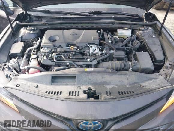 2020 Toyota Camry Hybrid XLE z VIN 4T1F31AK7LU525329, wystawiony jako IAAI lot #42515706 z przebiegiem 76 763 mil mil oraz . Historia ofert i sprzedaży dostępna na DreamBid. Obrazek 9.