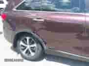 2016 Kia Sorento EX z VIN 5XYPHDA19GG009497, wystawiony jako IAAI lot #42495645 z przebiegiem 138 735 mil mil oraz . Historia ofert i sprzedaży dostępna na DreamBid. Obrazek 6.