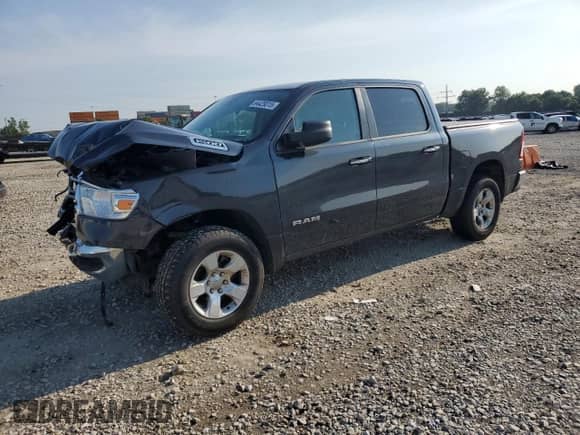 2020 Ram 1500 Big Horn z VIN 1C6RRFFG9LN351878, wystawiony jako Copart lot #64429315 z przebiegiem 174 763 mil mil oraz Szkoda całkowita • Salvage title. Historia ofert i sprzedaży dostępna na DreamBid. Obrazek 1.