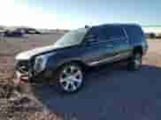 2015 Cadillac Escalade ESV Premium с VIN 1GYS3TKJ9FR536029, выставлен на аукционе Copart как лот 61504725 с пробегом 102 043 миль миль и Списание • Salvage title. История ставок и продаж доступна на DreamBid. Изображение 1.