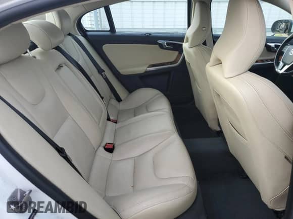 2018 Volvo S60 Inscription Platinum с VIN LYV402TMXJB157406, выставлен на аукционе Copart как лот 43436405 с пробегом 114 480 миль миль и Списание • Salvage title. История ставок и продаж доступна на DreamBid. Изображение 10.