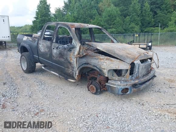 2005 Dodge 2500 SLT with VIN 3D7KS28CX5G861935, listed as a IAAI auction lot 42805384 with Not provided miles and . Bid and sale history available at DreamBid. Image 1.