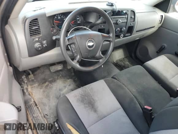 2009 Chevrolet Silverado 1500 Work Truck with VIN 1GCEC14C09Z207472, listed as a Copart auction lot 52365065 with 179,189 mi miles and Salvage title. Bid and sale history available at DreamBid. Image 8.
