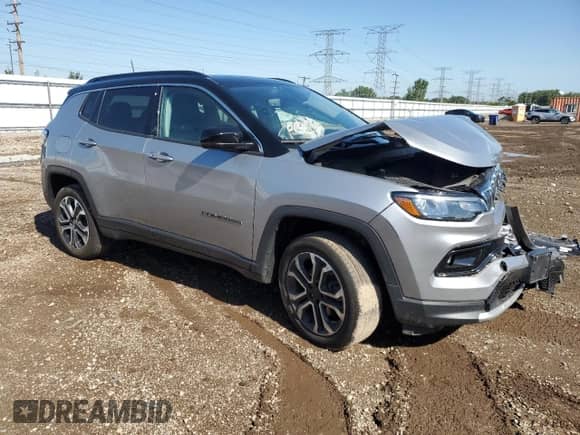 2022 Jeep Compass Limited with VIN 3C4NJDCB4NT221277, listed as a Copart auction lot 70504485 with 21,076 mi miles and Salvage title. Bid and sale history available at DreamBid. Image 4.