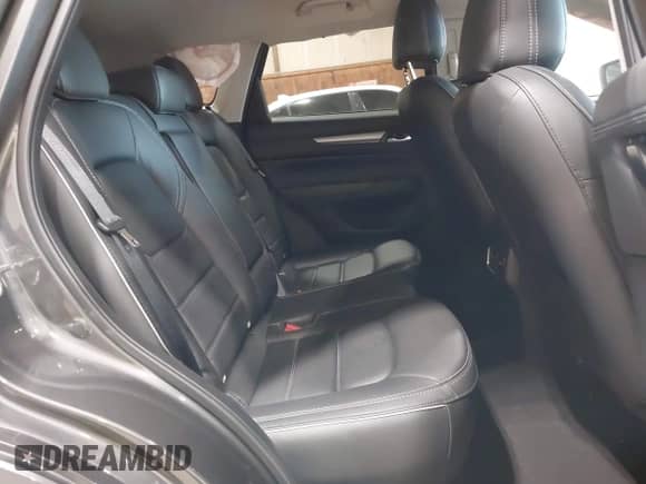 2024 Mazda CX-5 S Preferred z VIN JM3KFBCM6R0417435, wystawiony jako IAAI lot #42401971 z przebiegiem 17 451 mil mil oraz . Historia ofert i sprzedaży dostępna na DreamBid. Obrazek 8.