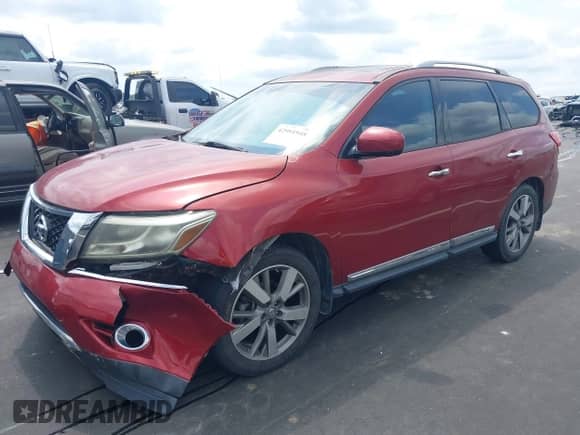 2014 Nissan Pathfinder SL with VIN 5N1AR2MM1EC647902, listed as a IAAI auction lot 42991948 with 130,712 mi miles and . Bid and sale history available at DreamBid. Image 2.