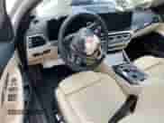 2023 BMW 3 Series 330i z VIN 3MW69FF0XP8D11071, wystawiony jako Copart lot #80536015 z przebiegiem 10 129 mil mil oraz Nie do naprawy • Non repairable. Historia ofert i sprzedaży dostępna na DreamBid. Obrazek 8.