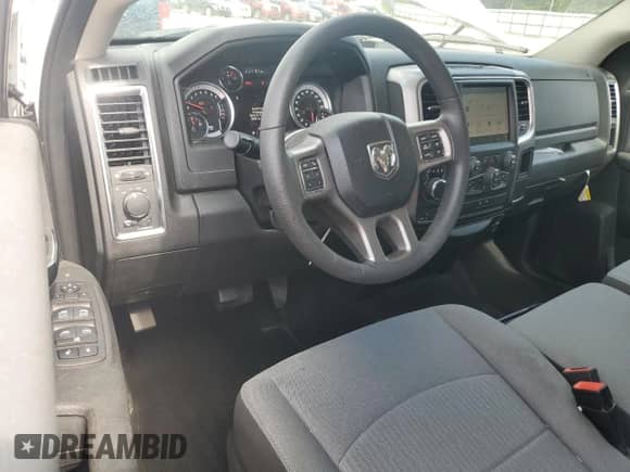 2023 Ram 1500 SLT z VIN 3C6RR7LG5PG661194, wystawiony jako Copart lot #66545285 z przebiegiem 18 502 mil mil oraz Czysty tytuł • Clean title. Historia ofert i sprzedaży dostępna na DreamBid. Obrazek 8.