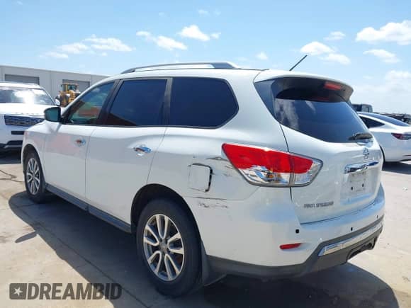 2016 Nissan Pathfinder S with VIN 5N1AR2MN3GC646598, listed as a IAAI auction lot 42617741 with 129,303 mi miles and . Bid and sale history available at DreamBid. Image 3.
