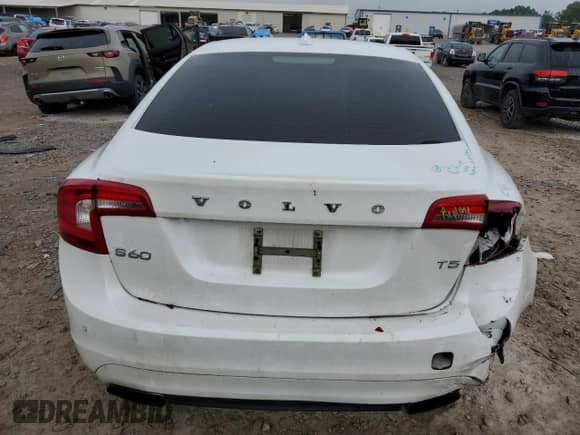 2014 Volvo S60 T5 с VIN YV1612FSXE2289504, выставлен на аукционе Copart как лот 61221985 с пробегом 121 033 миль миль и Списание • Salvage title. История ставок и продаж доступна на DreamBid. Изображение 6.