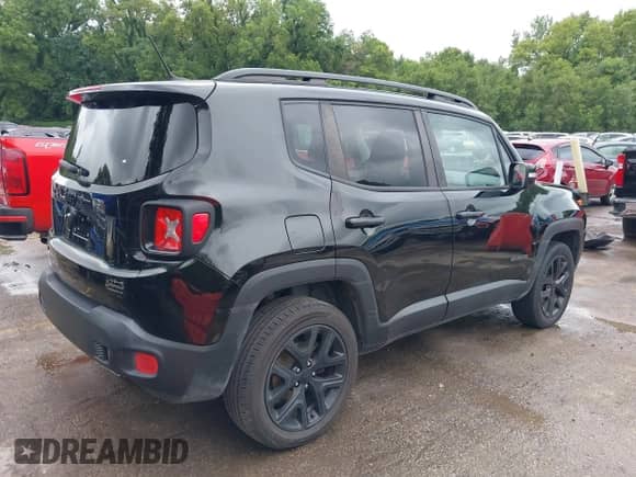 2017 Jeep Renegade Latitude with VIN ZACCJBBB1HPG41152, listed as a IAAI auction lot 42764557 with 138,262 mi miles and . Bid and sale history available at DreamBid. Image 4.