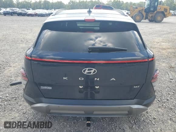 2025 Hyundai Kona Limited с VIN KM8HE3A39SU209131, выставлен на аукционе Copart как лот 64414715 с пробегом 3 161 миль миль и Списание • Salvage title. История ставок и продаж доступна на DreamBid. Изображение 6.