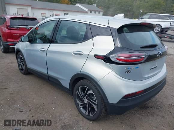 2023 Chevrolet Bolt EV 2LT с VIN 1G1FX6S00P4181246, выставлен на аукционе IAAI как лот 43246627 с пробегом 12 778 миль миль и . История ставок и продаж доступна на DreamBid. Изображение 3.