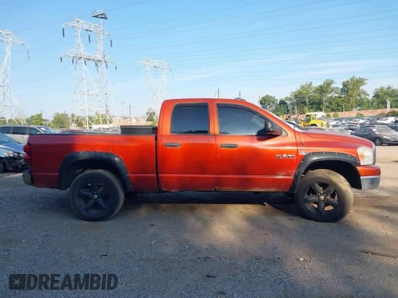 2008 Dodge 1500 SLT с VIN 1D7HU18208S634837, выставлен на аукционе IAAI как лот 43227427 с пробегом 152 401 миль миль и . История ставок и продаж доступна на DreamBid. Изображение 14.