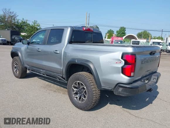 2024 Chevrolet Colorado 4WD ZR2 с VIN 1GCPTFEK1R1137880, выставлен на аукционе IAAI как лот 42839472 с пробегом 24 589 миль миль и . История ставок и продаж доступна на DreamBid. Изображение 3.