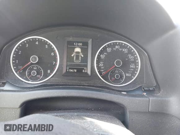 2017 Volkswagen Tiguan Sport с VIN WVGUV7AX1HK005016, выставлен на аукционе IAAI как лот 43291534 с пробегом 119 678 миль миль и . История ставок и продаж доступна на DreamBid. Изображение 7.