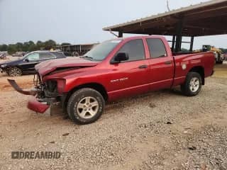 2006 Dodge 1500 SLT z VIN 1D7HA18N16S658001, wystawiony jako Copart lot #71405095 z przebiegiem 293 798 mil mil oraz Szkoda całkowita • Salvage title. Historia ofert i sprzedaży dostępna na DreamBid. Obrazek 1.