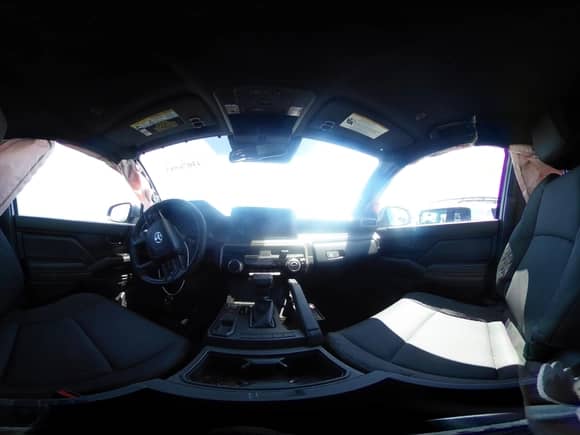 2024 Toyota Tacoma SR with VIN 3TYJDAHN5RT012562, listed as a IAAI auction lot 43076583 with 12,785 mi miles and . Bid and sale history available at DreamBid. Image 18.