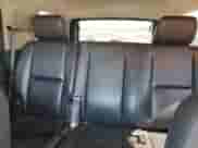 2011 Chevrolet Tahoe Commercial z VIN 1GNLC2E03BR280821, wystawiony jako Copart lot #55239215 z przebiegiem 325 861 mil mil oraz Szkoda całkowita • Salvage title. Historia ofert i sprzedaży dostępna na DreamBid. Obrazek 10.