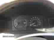 2001 Chevrolet Prizm с VIN 1Y1SK52881Z409262, выставлен на аукционе Copart как лот 51815495 с пробегом 144 617 миль миль и Списание • Salvage title. История ставок и продаж доступна на DreamBid. Изображение 9.