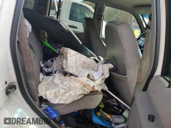 1998 Ford Explorer XLT with VIN 1FMZU35P6WZB60144, listed as a Copart auction lot 90896645 with Not provided miles and Salvage title. Bid and sale history available at DreamBid. Image 11.