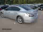 2014 Nissan Maxima SV with VIN 1N4AA5AP2EC472108, listed as a IAAI auction lot 43356452 with 144,998 mi miles and . Bid and sale history available at DreamBid. Image 3.