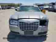 2006 Chrysler 300 with VIN 2C3KA43R86H169845, listed as a Copart auction lot 61271765 with 183,366 mi miles and Salvage title. Bid and sale history available at DreamBid. Image 5.