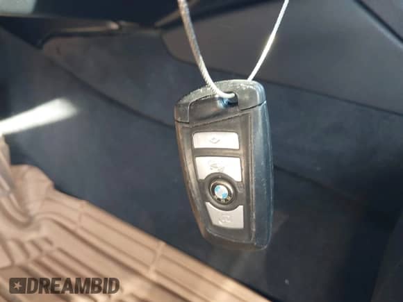 2011 BMW 5 Series 535i с VIN WBAFR7C55BC602908, выставлен на аукционе IAAI как лот 43501595 с пробегом 156 851 миль миль и . История ставок и продаж доступна на DreamBid. Изображение 11.