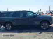 2025 Chevrolet Suburban Z71 с VIN 1GNS6DRD1SR133618, выставлен на аукционе IAAI как лот 42930383 с пробегом 5 902 миль миль и . История ставок и продаж доступна на DreamBid. Изображение 13.