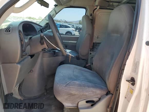 2006 Ford Econoline Cargo with VIN 1FTNE24LX6HA77525, listed as a Copart auction lot 68382115 with 218,488 mi miles and Salvage title. Bid and sale history available at DreamBid. Image 7.