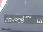 2009 Honda Accord LX с VIN 1HGCP26319A094629, выставлен на аукционе IAAI как лот 43265431 с пробегом 284 309 миль миль и . История ставок и продаж доступна на DreamBid. Изображение 12.