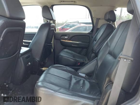 2008 Chevrolet Tahoe 3LT with VIN 1GNFC13028R229605, listed as a IAAI auction lot 42788269 with 154,017 mi miles and . Bid and sale history available at DreamBid. Image 8.