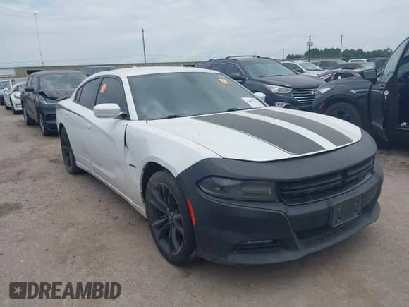 2016 Dodge Charger SXT с VIN 2C3CDXHGXGH323669, выставлен на аукционе IAAI как лот 42883134 с пробегом Не указан миль и . История ставок и продаж доступна на DreamBid. Изображение 1.