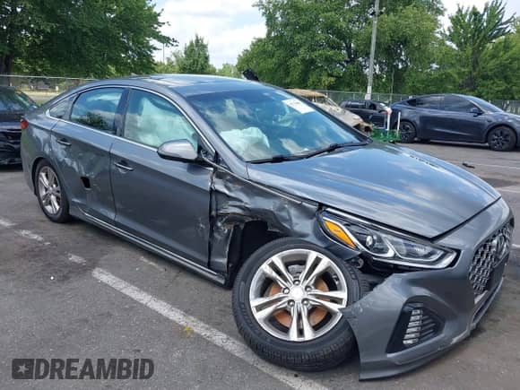 2019 Hyundai Sonata Sport с VIN 5NPE34AFXKH730981, выставлен на аукционе IAAI как лот 42734945 с пробегом 92 362 миль миль и . История ставок и продаж доступна на DreamBid. Изображение 6.