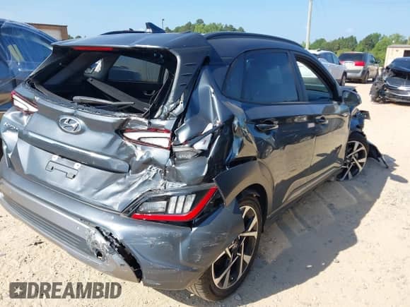 2022 Hyundai Kona Limited с VIN KM8K53A33NU798655, выставлен на аукционе IAAI как лот 42819590 с пробегом 32 729 миль миль и . История ставок и продаж доступна на DreamBid. Изображение 4.